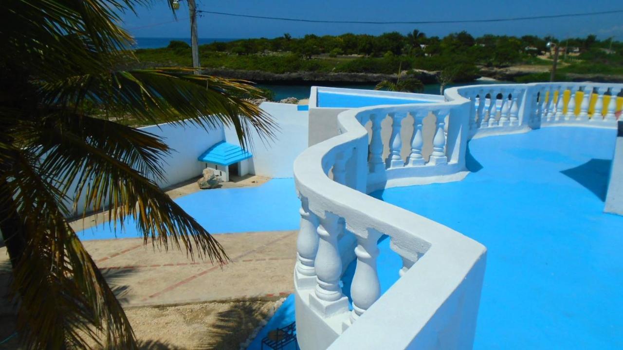 Guesthouse Villa La Isla Λα Ρομάνα Εξωτερικό φωτογραφία