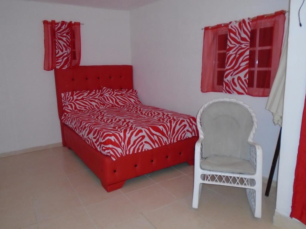 Guesthouse Villa La Isla Λα Ρομάνα Εξωτερικό φωτογραφία
