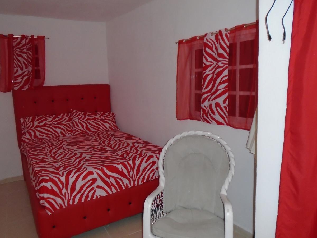 Guesthouse Villa La Isla Λα Ρομάνα Εξωτερικό φωτογραφία